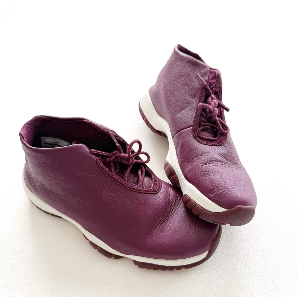 Women’s Nike Air Jordan Bordeaux Basketball shoes, AR0726, 8w